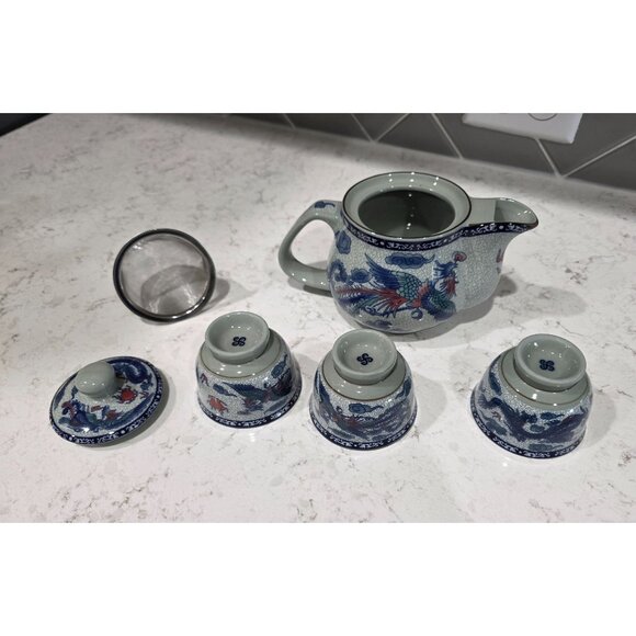 Porcelain tea set featuring a Fenghuang (Phoenix) motif - Picture 5 of 5